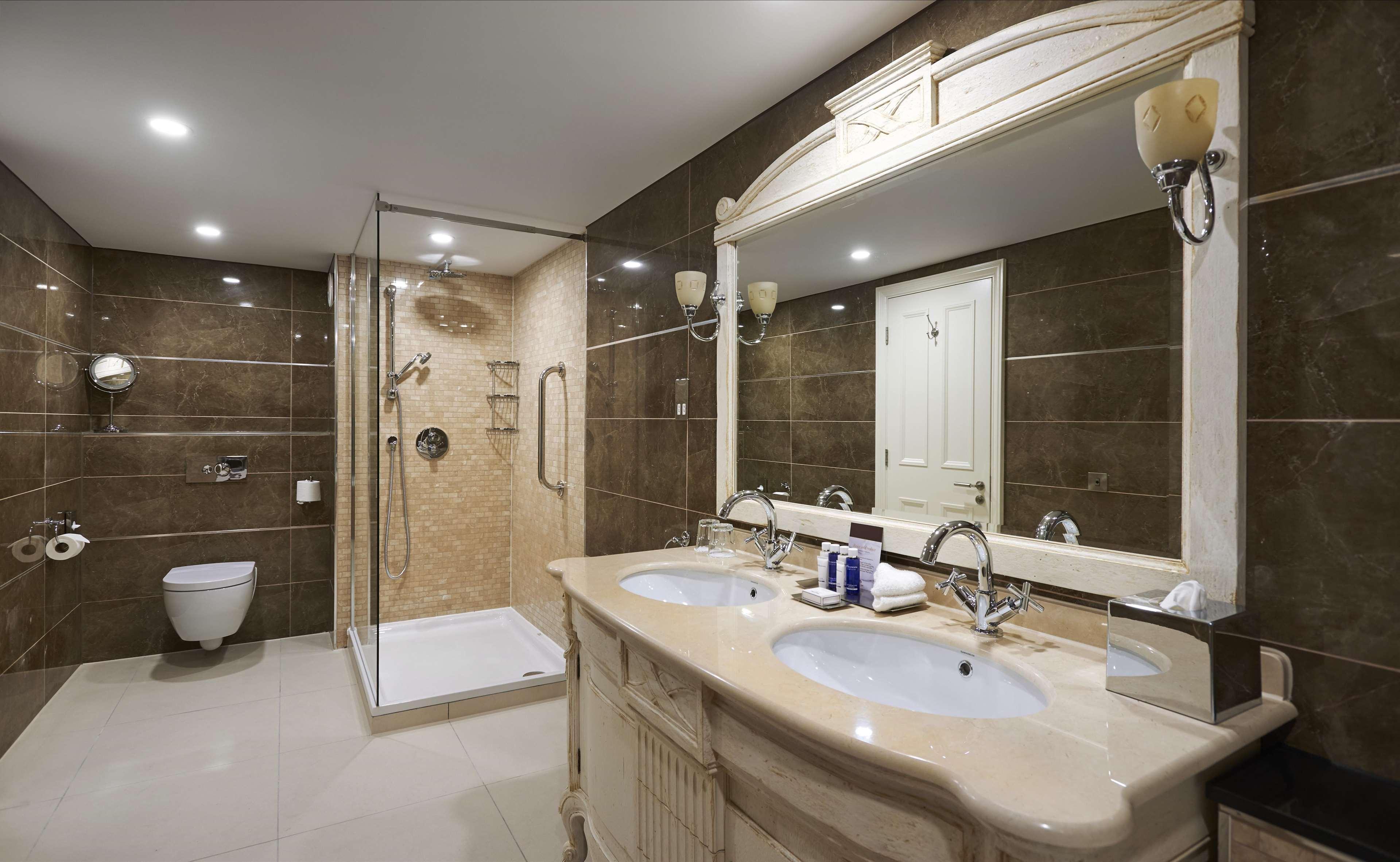Doubletree By Hilton Hotel & Spa Liverpool Eksteriør billede
